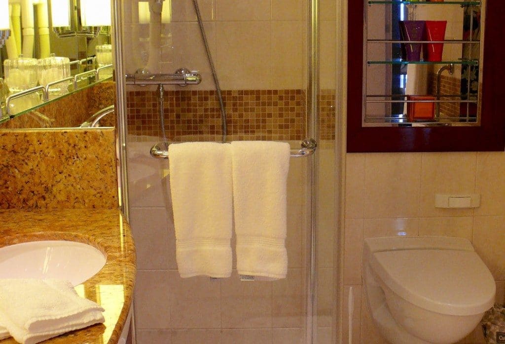 The bathroom of the Penthouse with Verandah.