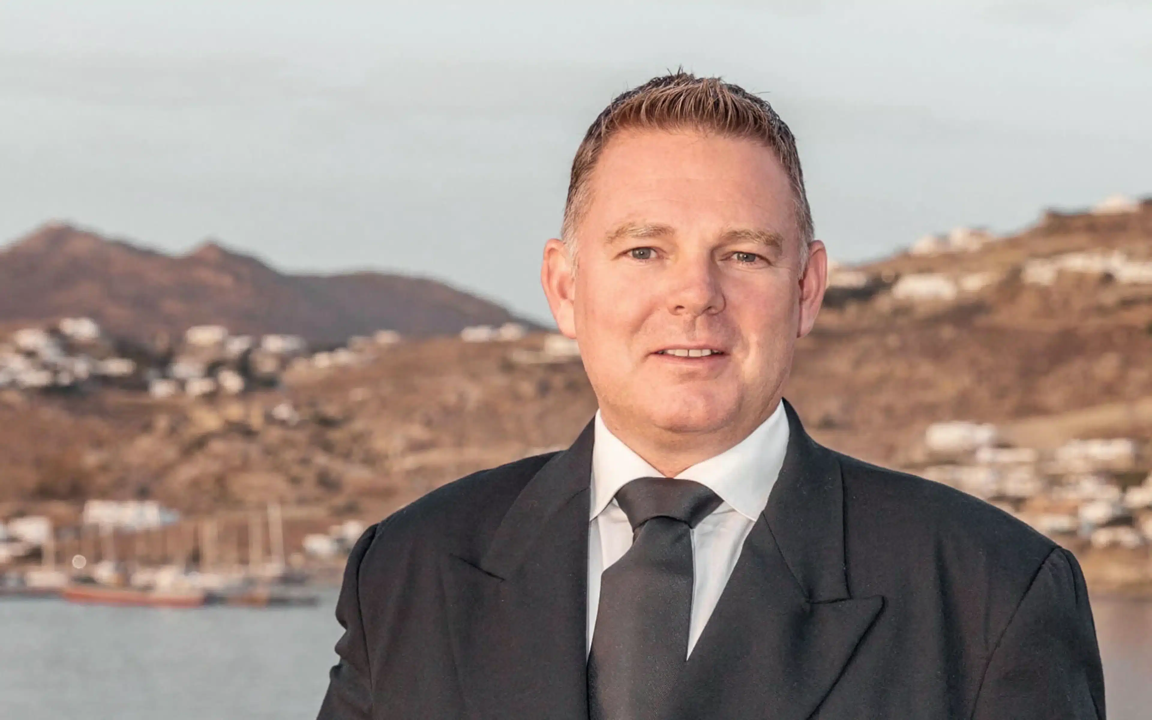 Captain Carl Smith from Azamara Cruises. Image courtesy of Azamara Cruises.