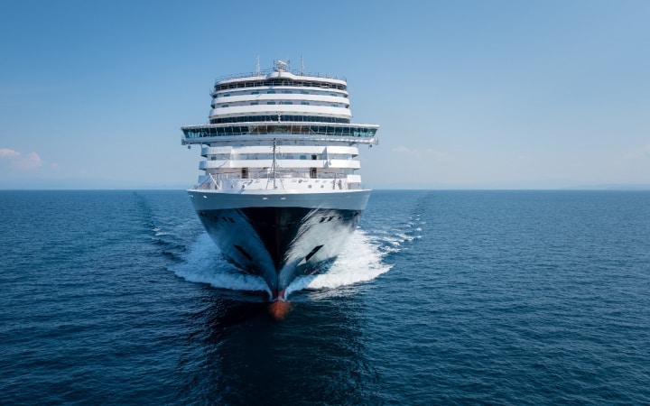 Nieuw Statendam maiden voyage, Oprah to be godmother.