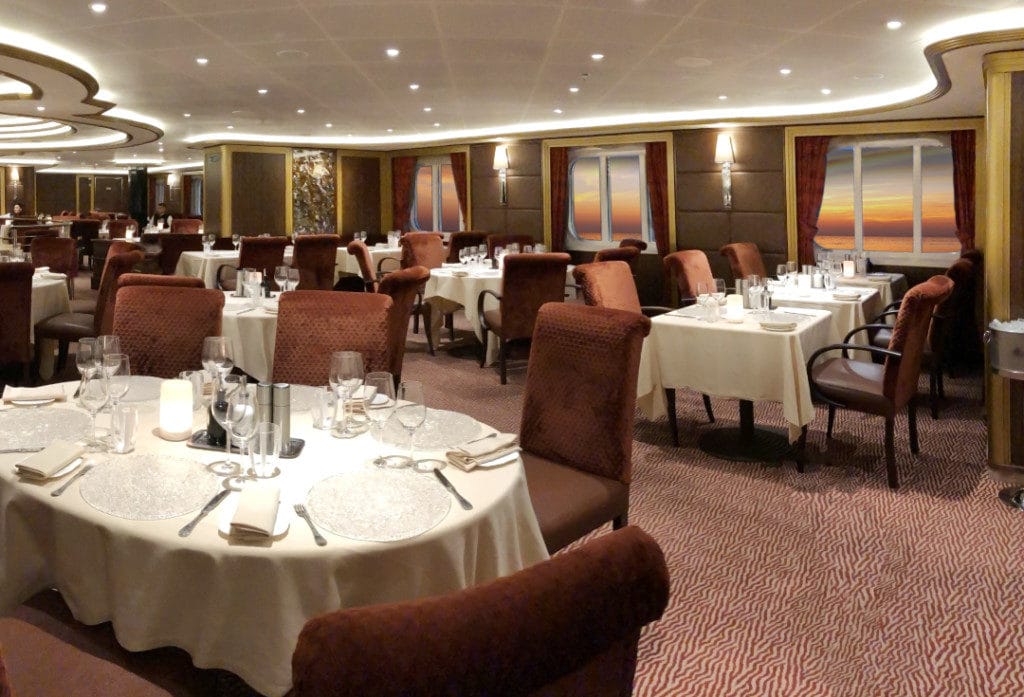 Atlantide restaurant on Silver Muse.