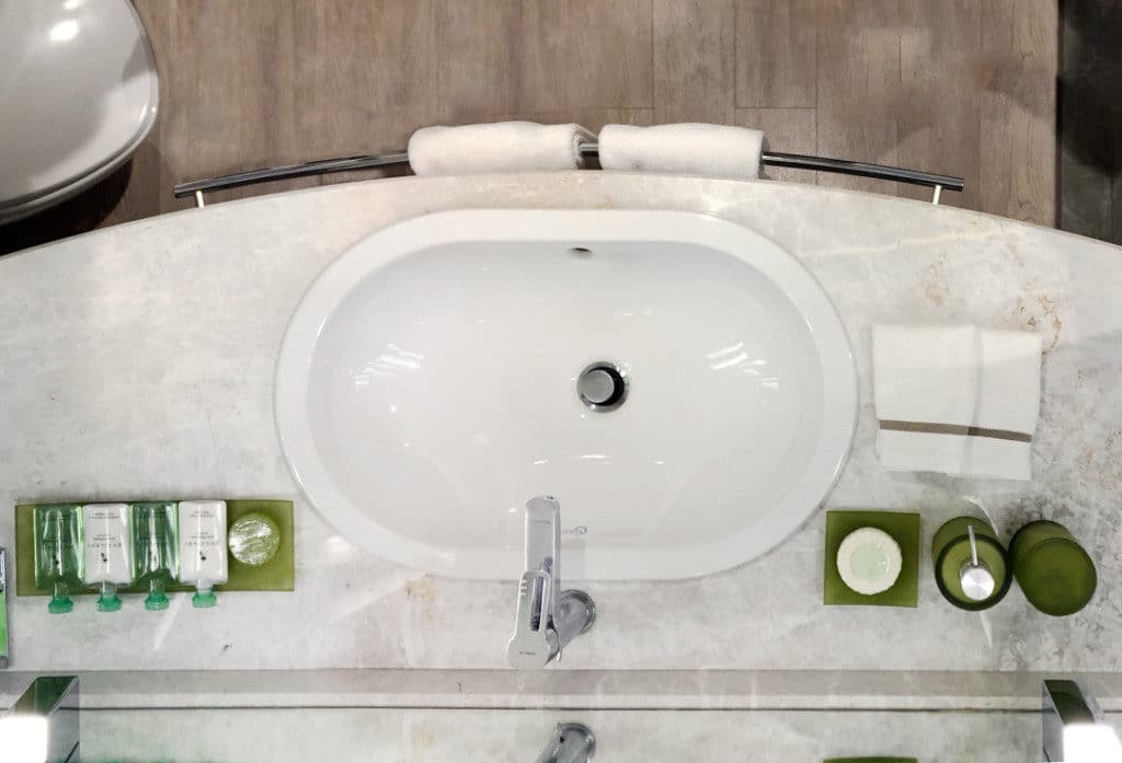 The vanity has plenty of storage space.