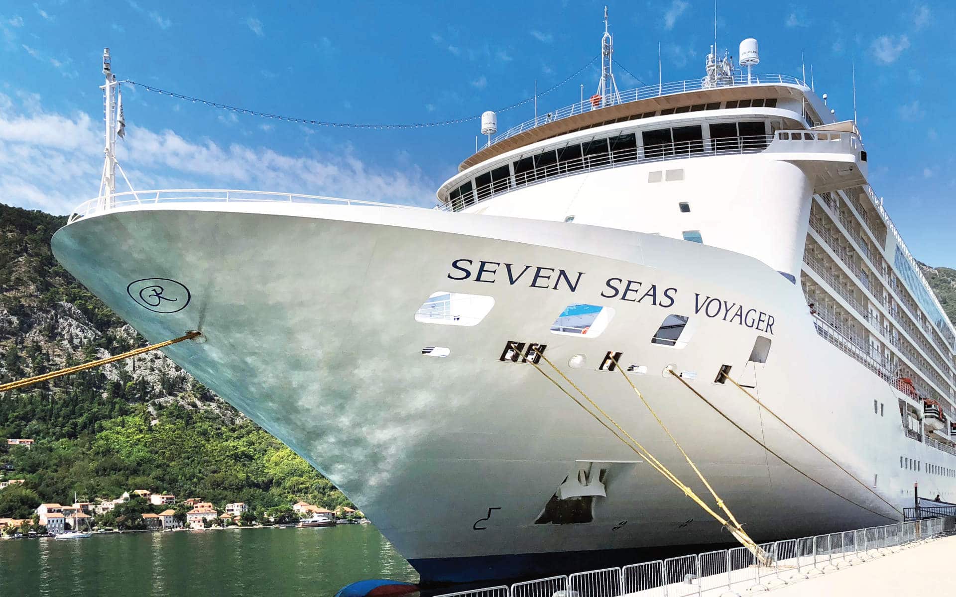 Seven Seas Voyager cruise ship.