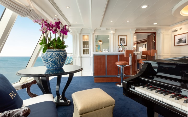The Owner's Suite as remodelled during the Oceania Riviera refurbishment.
