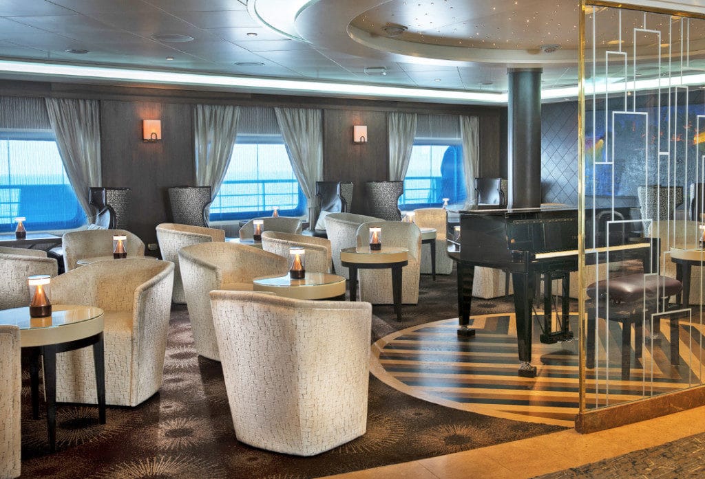 Now there is also more space in the Navigator Lounge.