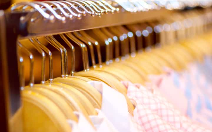 HAL laundry options, including self-service and packages.