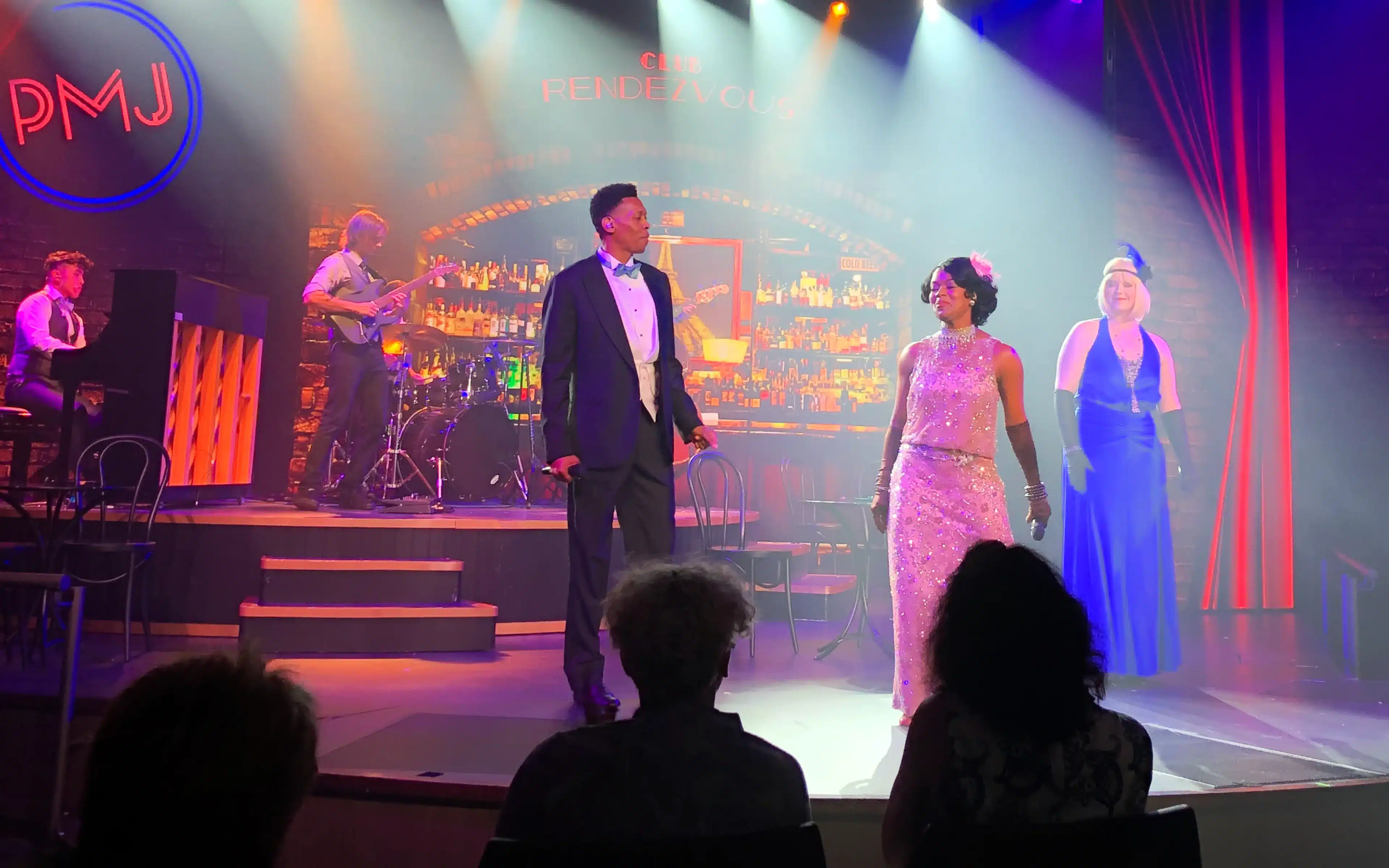 Nieuw Statendam bars & nightlife.