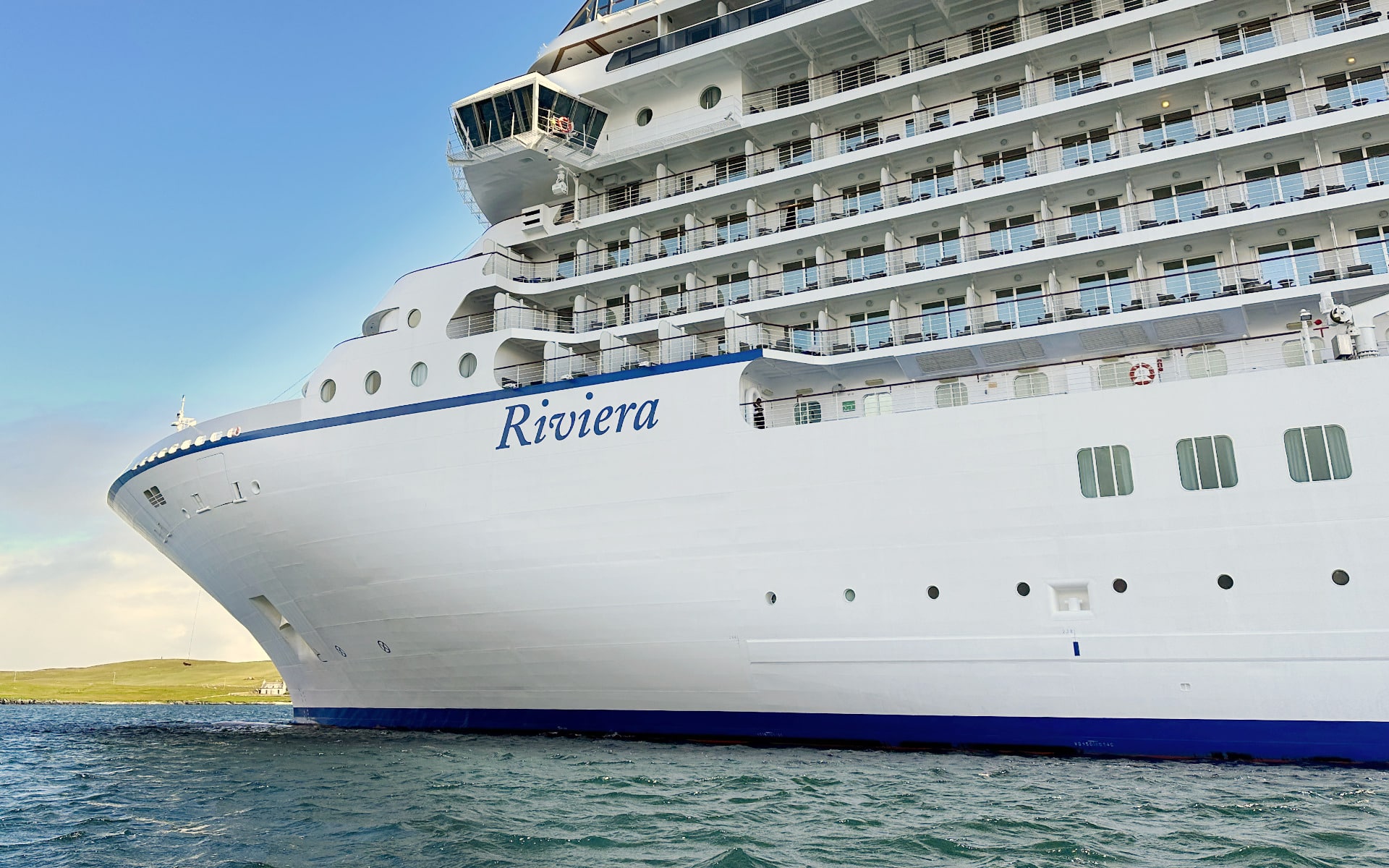 Oceania Cruises Riviera cruise ship.