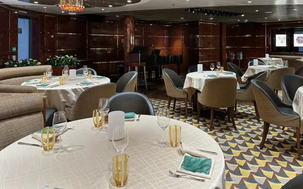 The Silver Note jazz supper club on board Silver Spirit.