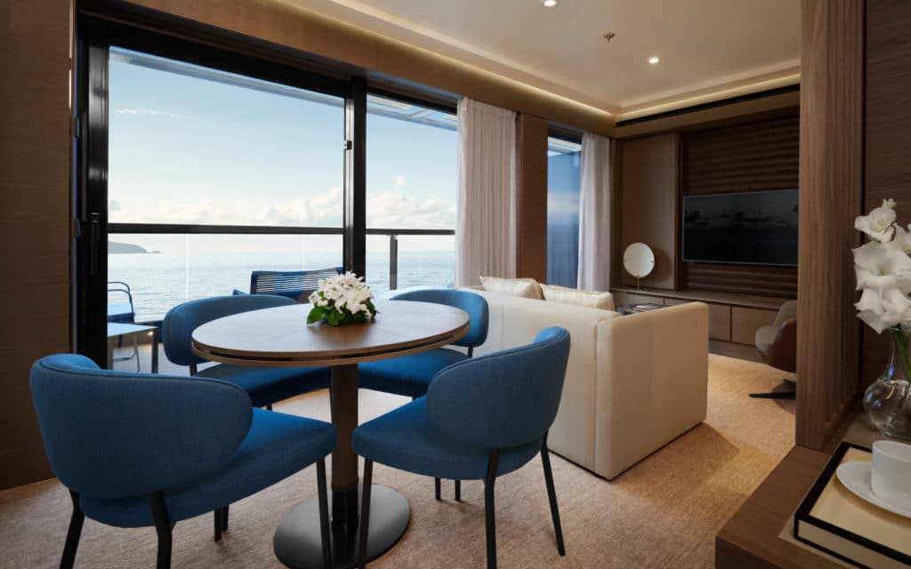 A Signature Suite on Evrima.