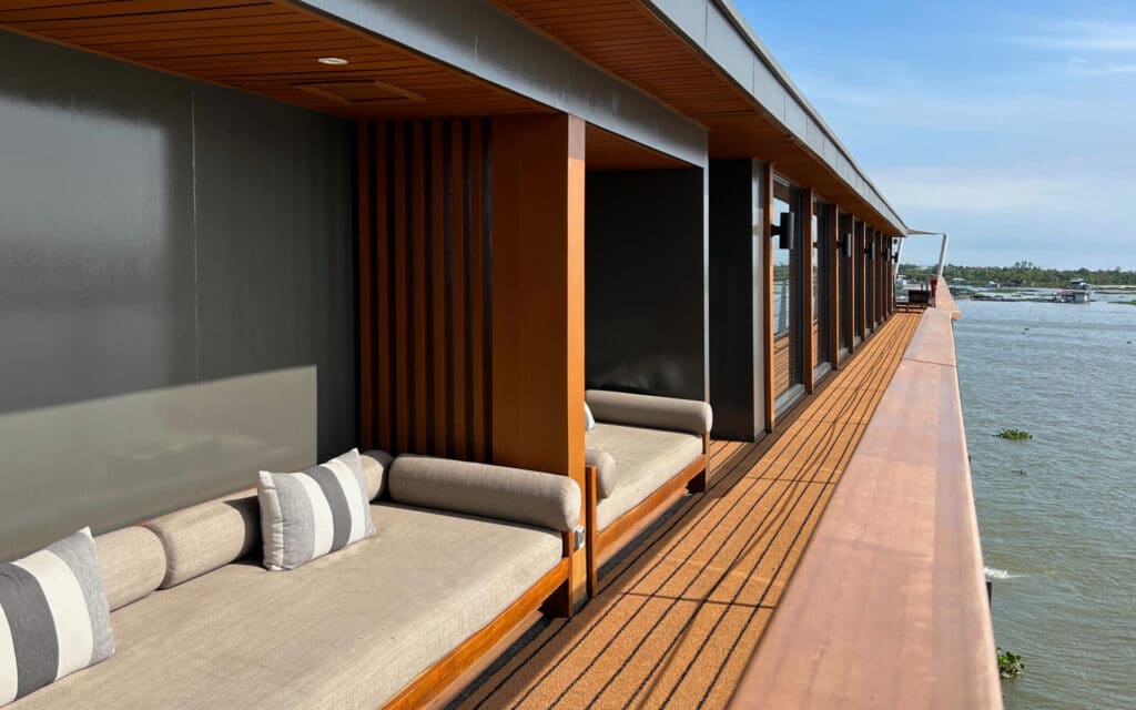 The promenade deck on Aqua Mekong.