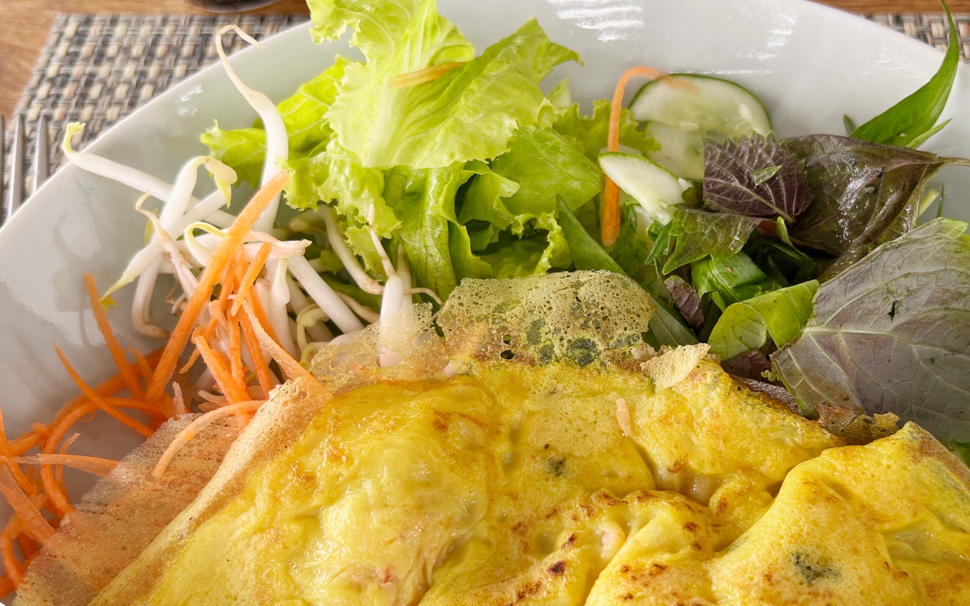A Vietnamese omelette.