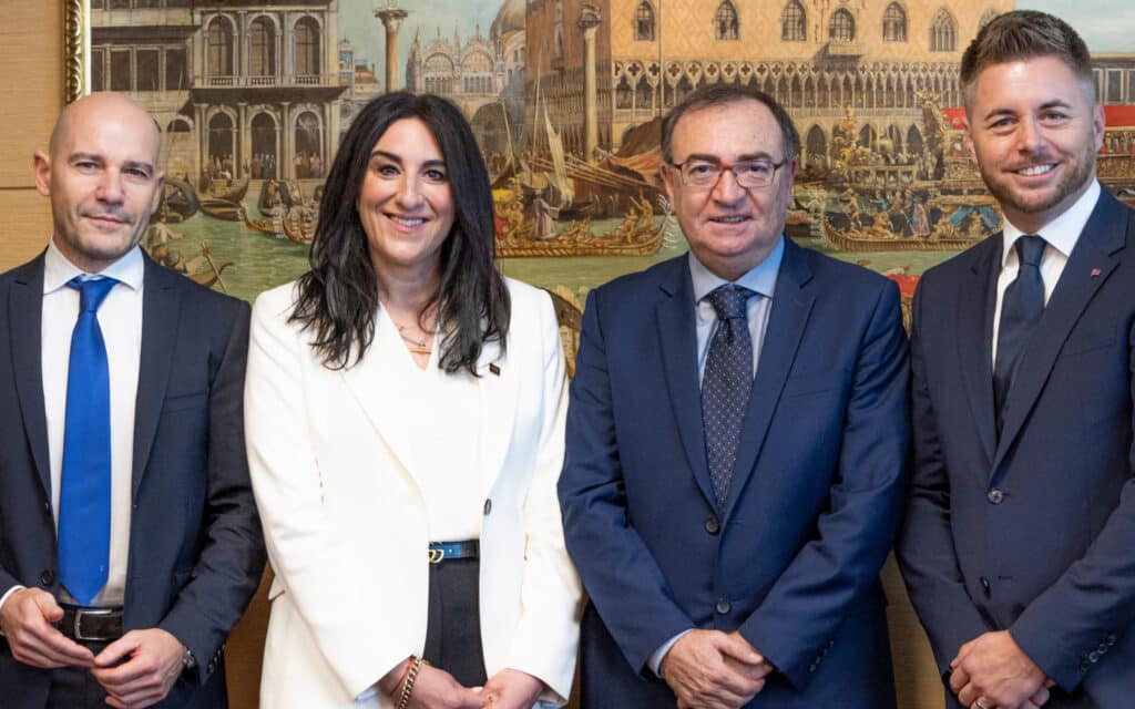 Pictured, left to right: Marco Lunardi, Fincantieri Shipyard Director; Katie McAlister, President of Cunard; Luigi Matarazzo, General Manager of the Fincantieri Merchant Ships Division; Paul Ludlow, President of Carnival UK.